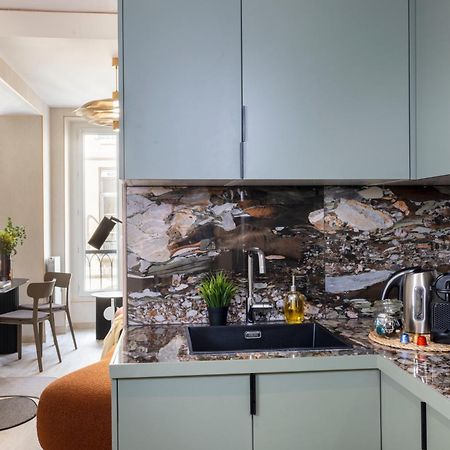 Yuna Saint-Honore - Serviced Apartments Париж Стая снимка