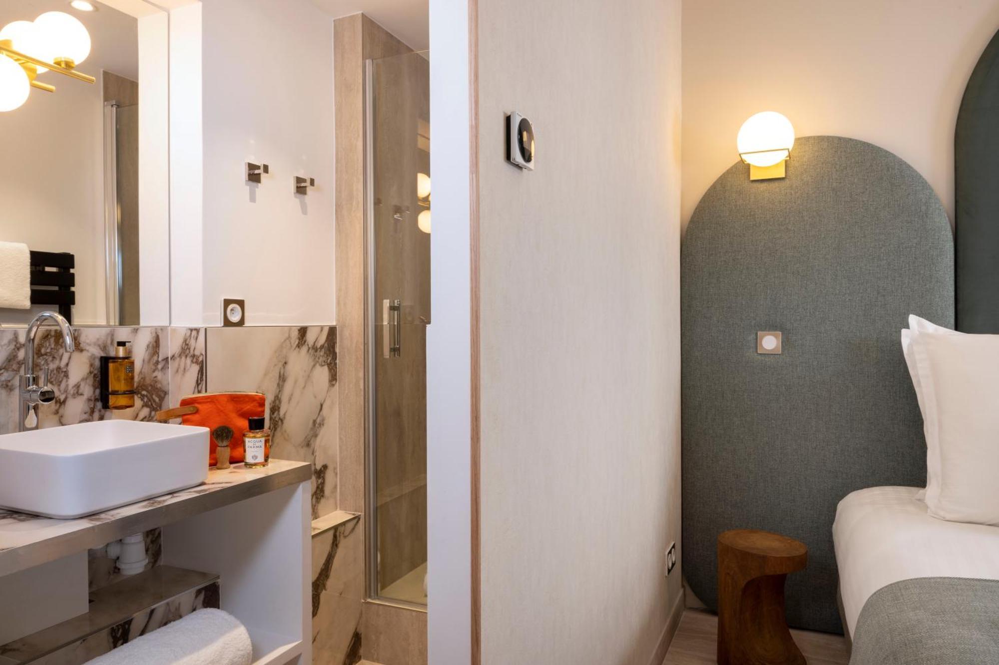Yuna Saint-Honore - Serviced Apartments Париж Стая снимка