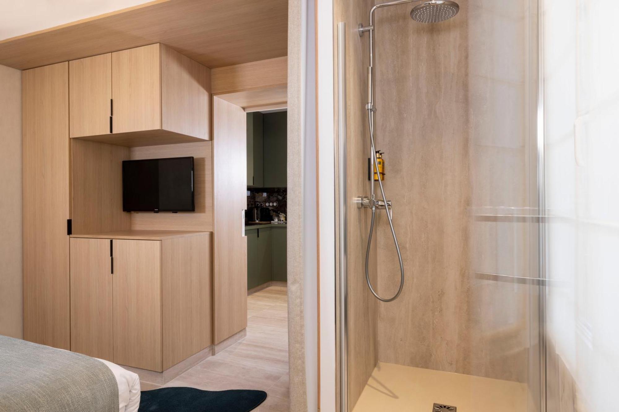 Yuna Saint-Honore - Serviced Apartments Париж Стая снимка