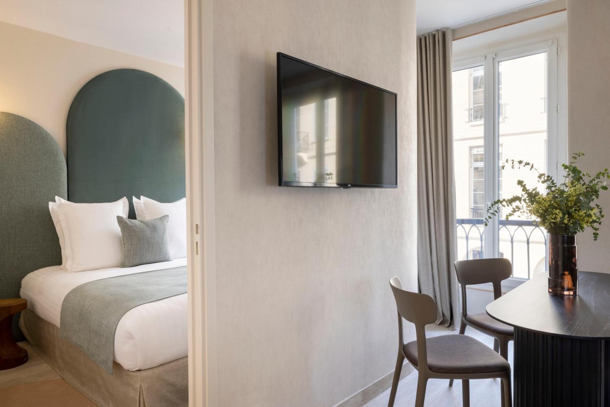 Yuna Saint-Honore - Serviced Apartments Париж Стая снимка